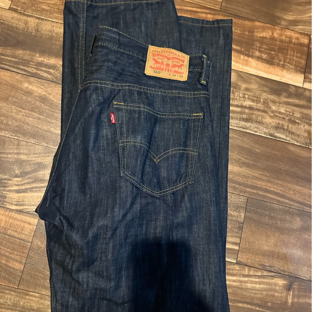 Men’s Levi jeans